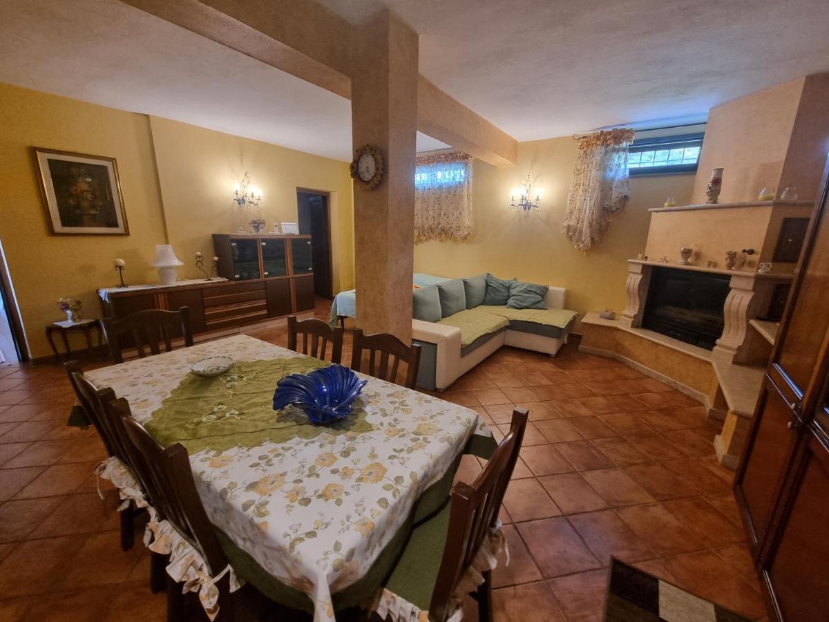 B&B Il Ducale Valmontone Bagian luar foto